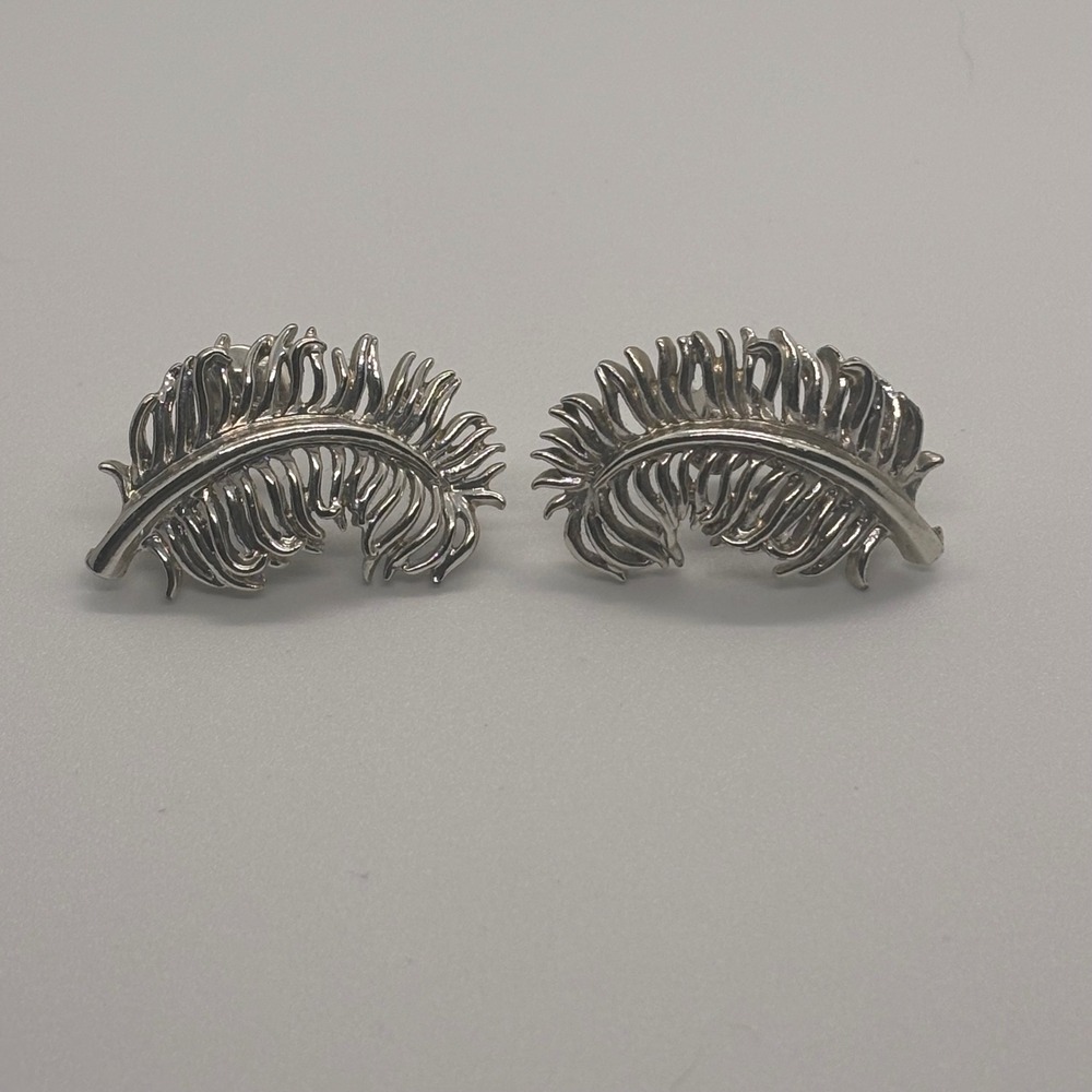 VTG Coro Silver Tone Feather Clip‎ On Earrings Elegant Nature Inspired Jewelry